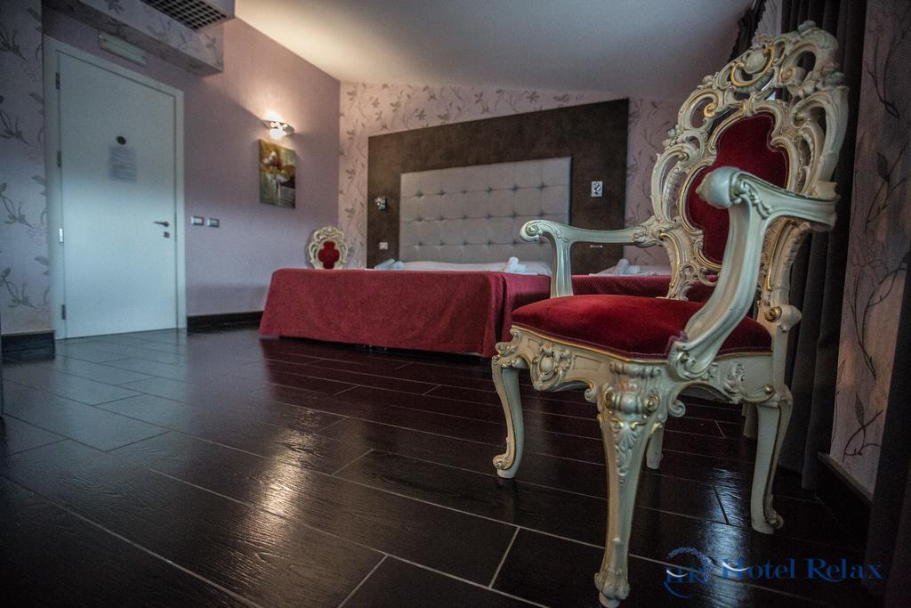 Hotel Relax Roma Nord Fiano Romano Exterior foto