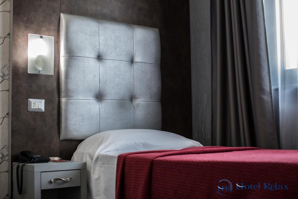 Hotel Relax Roma Nord Fiano Romano Exterior foto